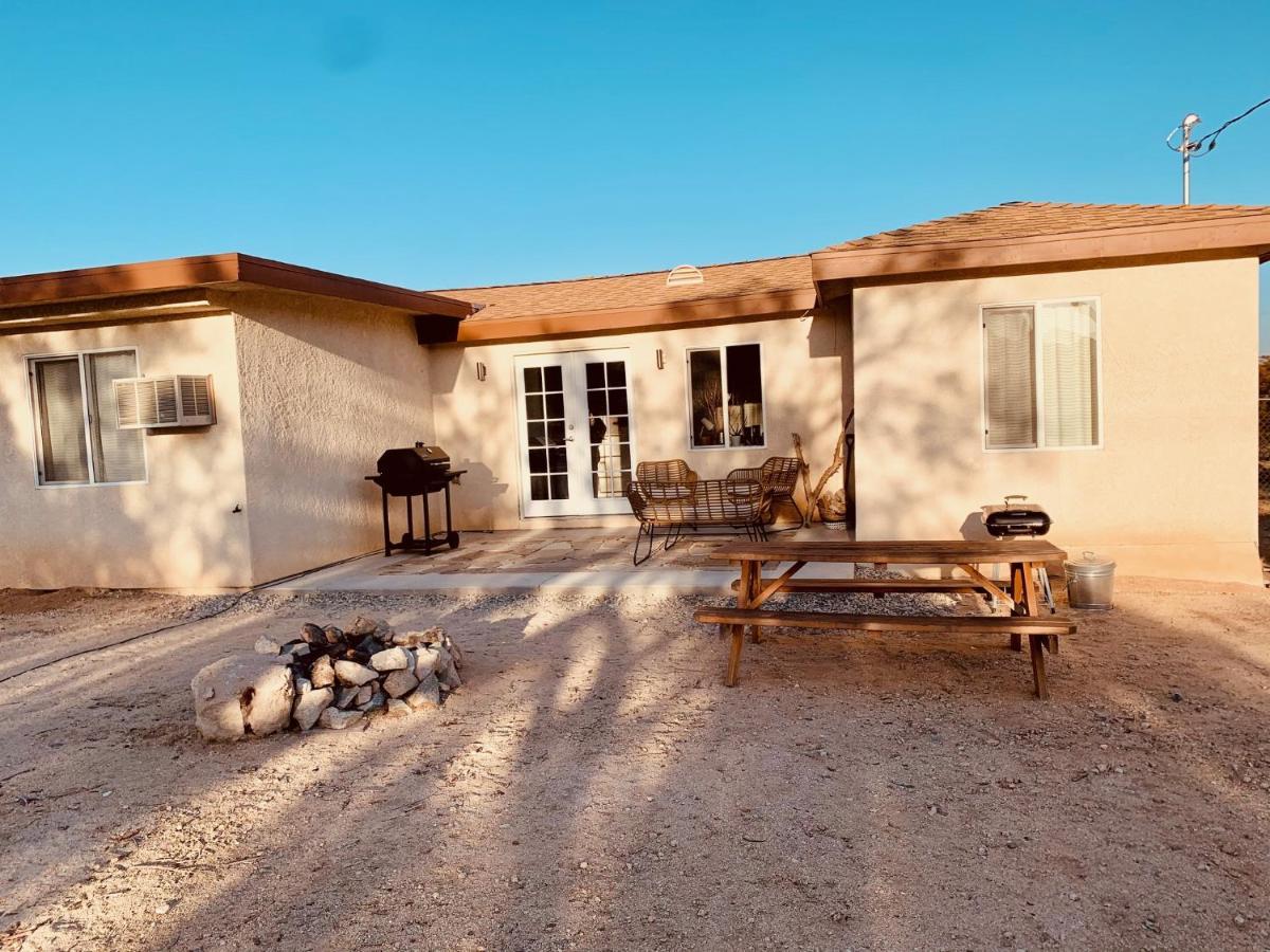 Casa Agave: Comfy Joshua Tree Cottage With Free Breakfast Bar Kültér fotó
